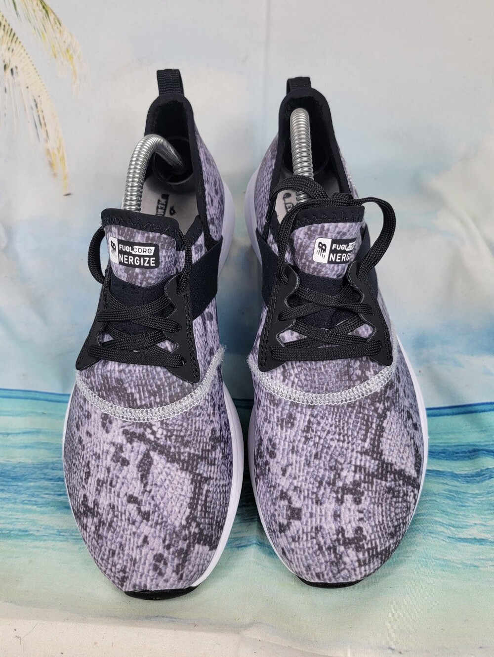New Balance FuelCore Nergize Womens 7.5 - Picture 3 of 9